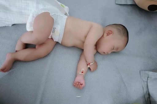 盐城怀孕多久会显肚子